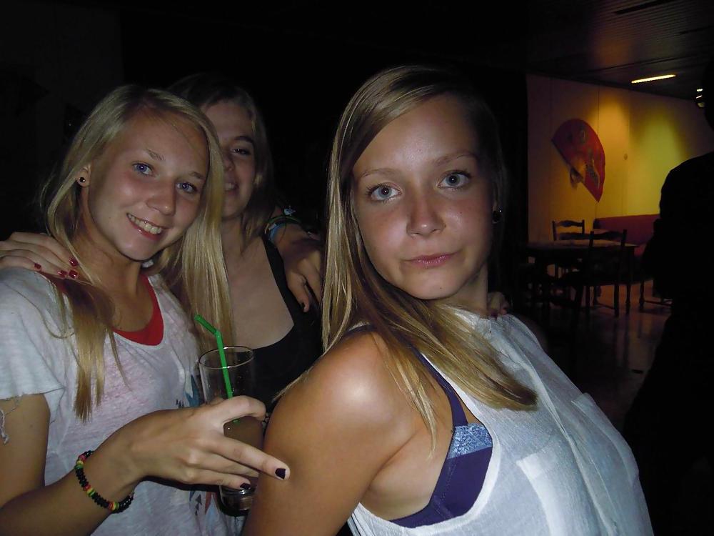 25P Hot or Not sluts? (leave comments plz)