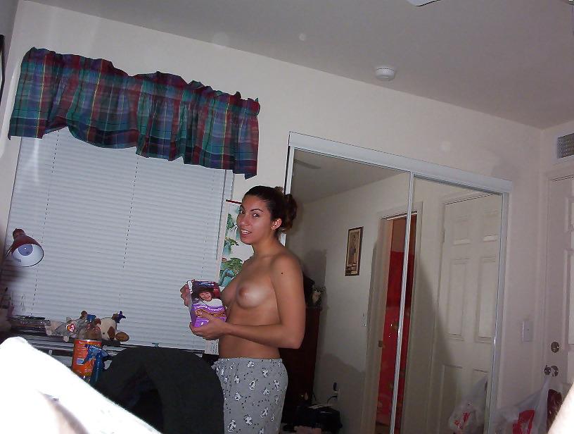 25P Show Your Tits 89