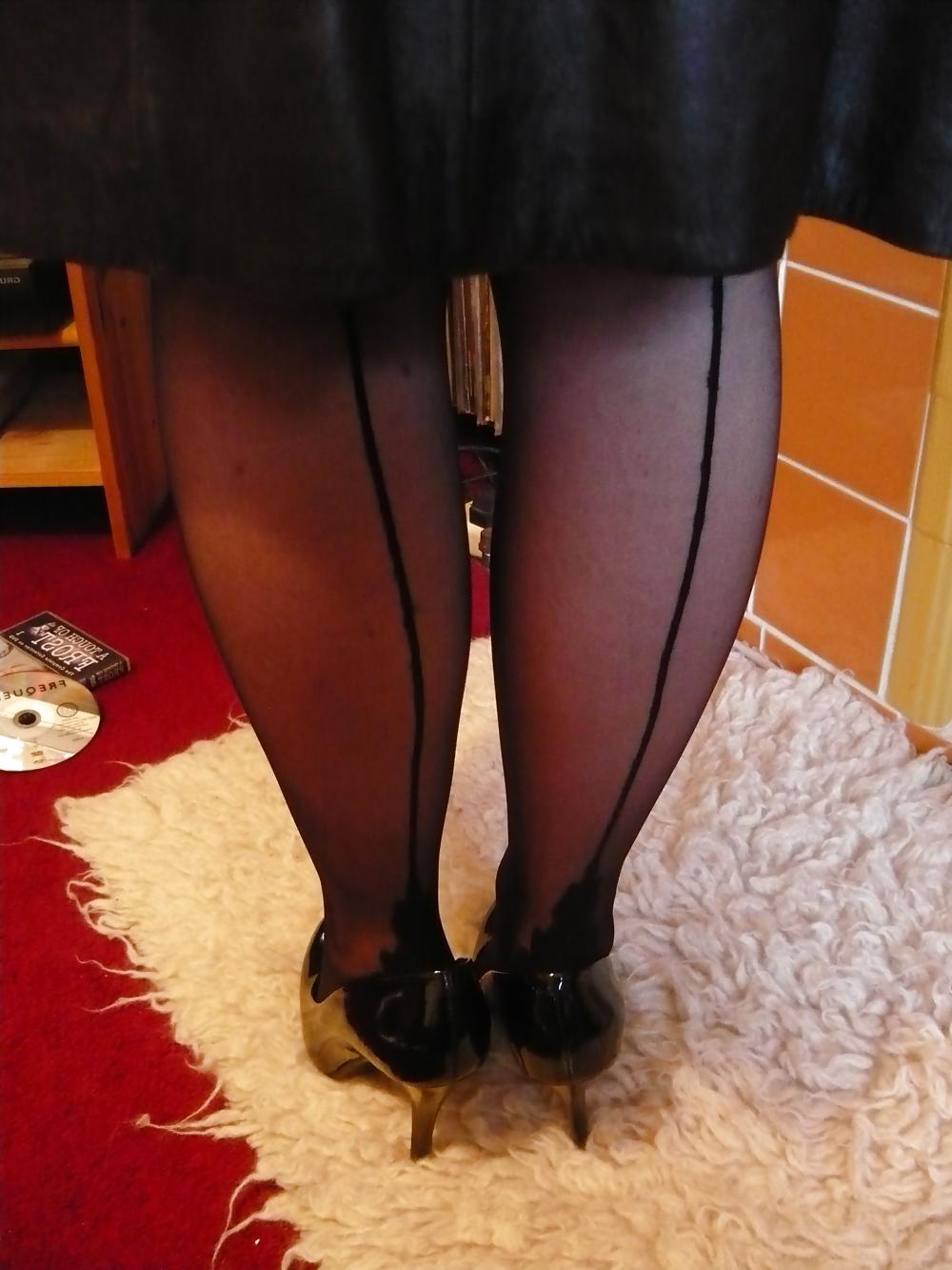 25P Shoe Fun # 3 (On the move) 