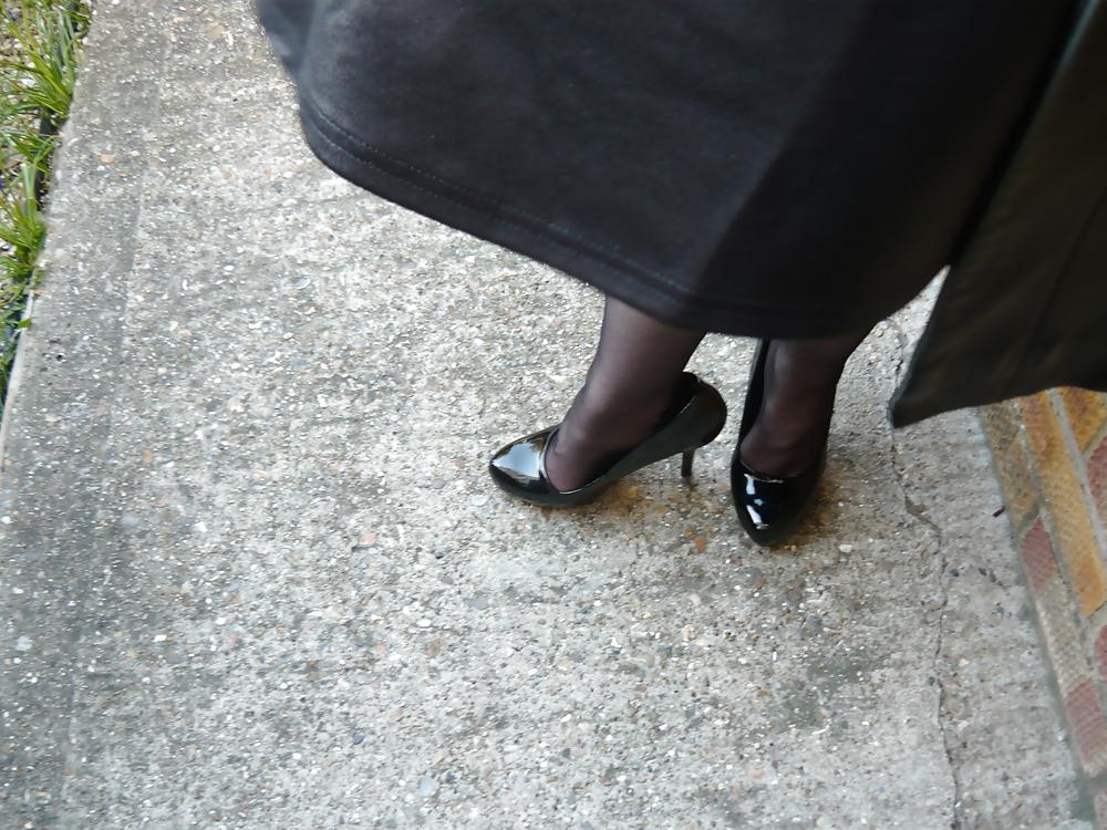 25P Shoe Fun # 3 (On the move) 