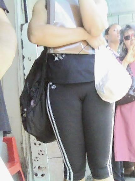 25P Cameltoe