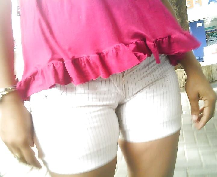 25P Cameltoe