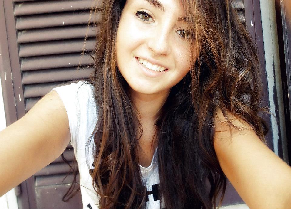 10P Nicoletta - The Cute On-Ice Skater I Lust Over 