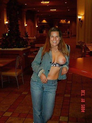 25P Show Your Tits 69
