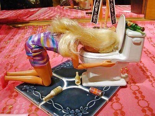 11P Funny Barbie