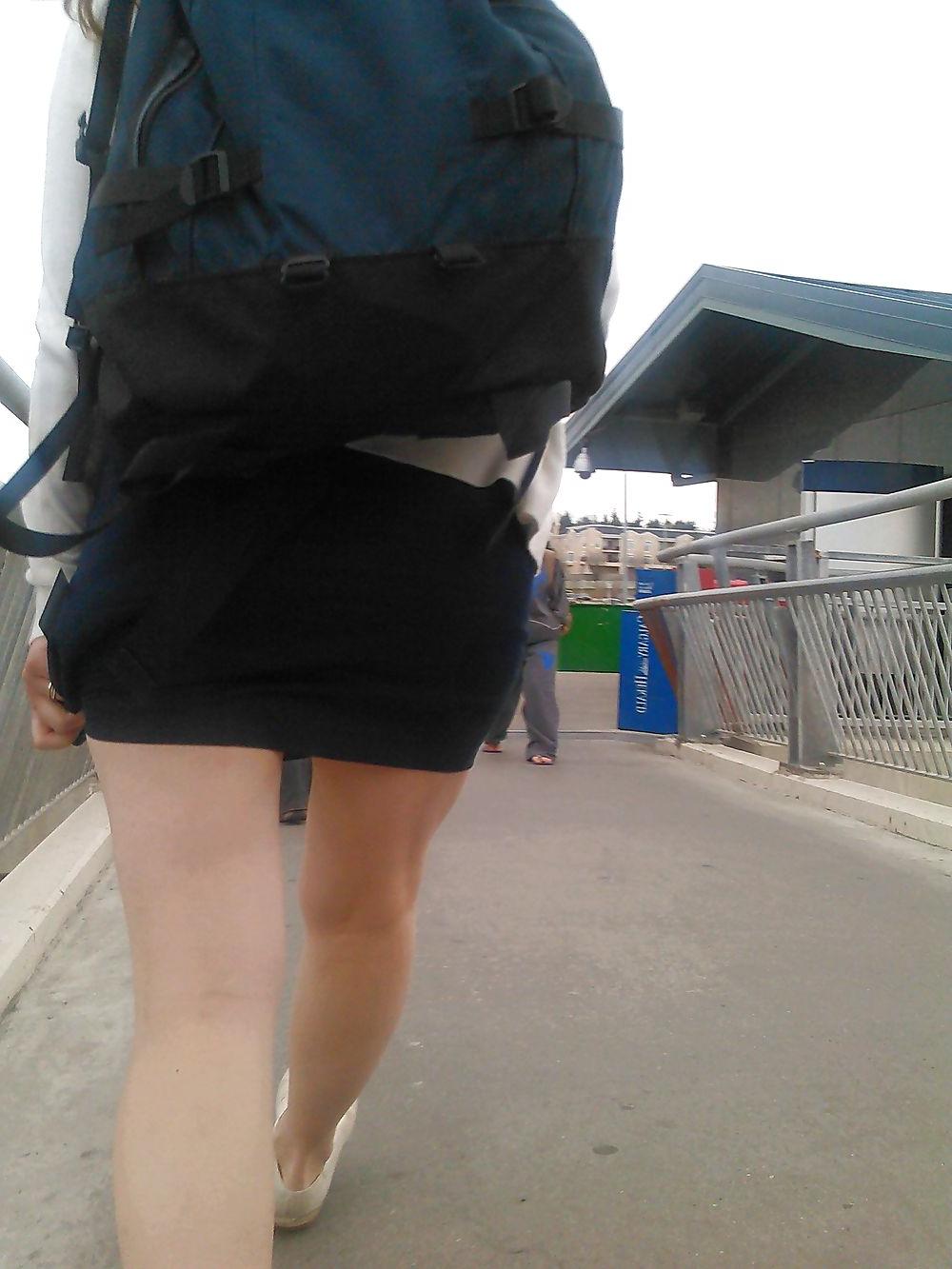 25P Voyeur 5 - love those transparent black pants