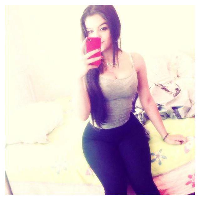 5P Sexy Teen (Belly Piercing)