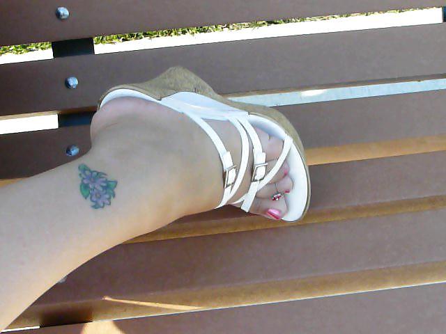 6P Nude feet