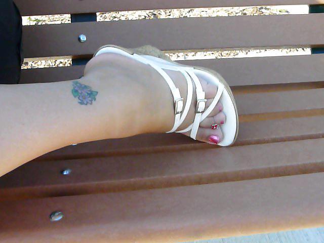 6P Nude feet