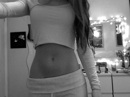 25P Yoga pants, amazing abs, sexy girls