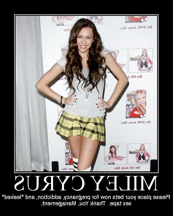 25P Sexy Demotivational Posters
