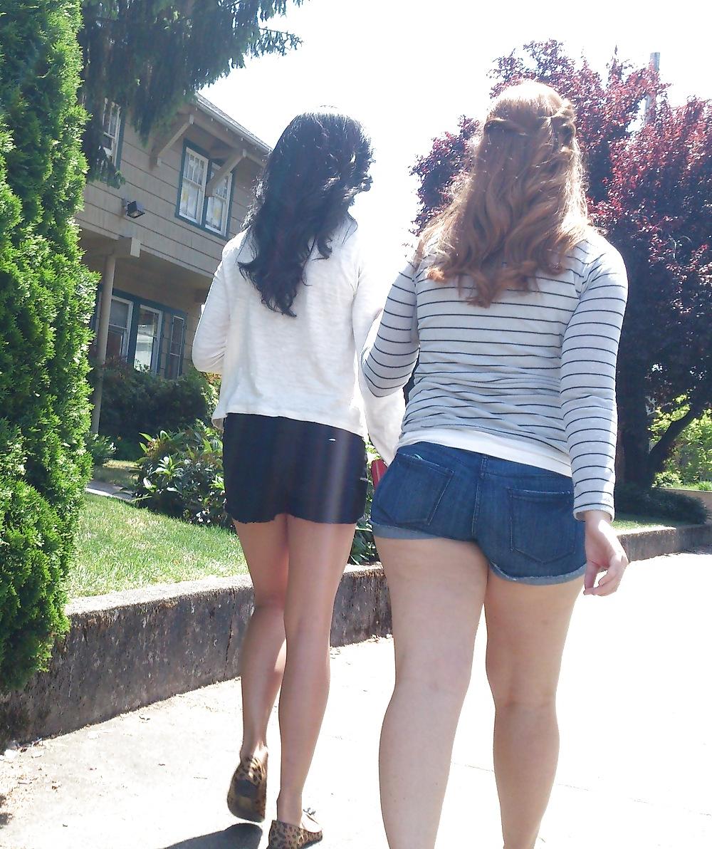 11P Voyeur Fun 5 - Street Ass