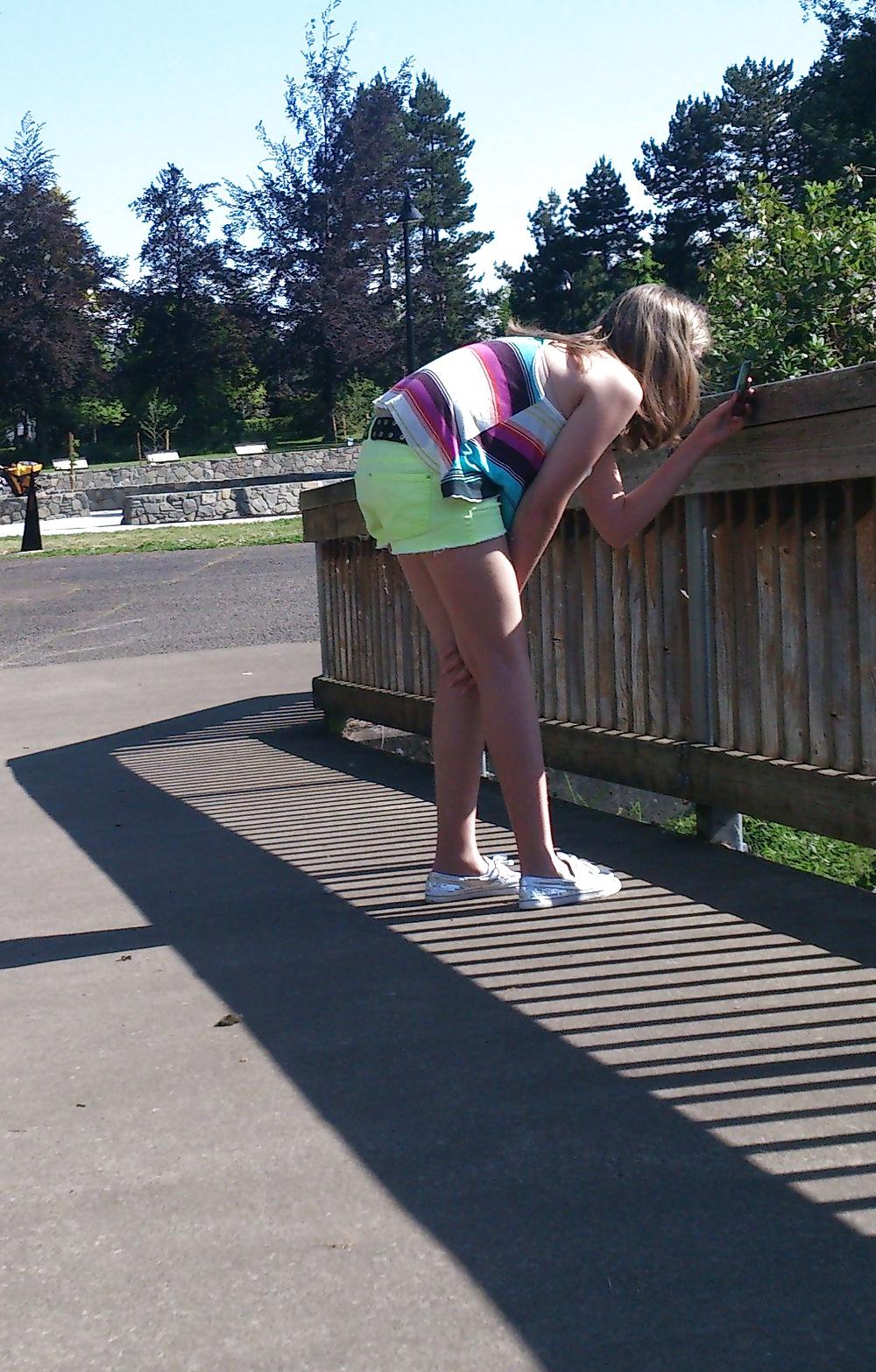 10P Voyeur Fun 6 - More Street Ass