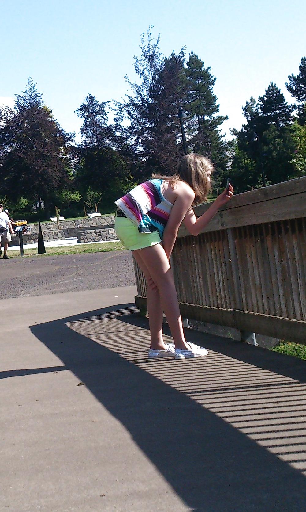 10P Voyeur Fun 6 - More Street Ass