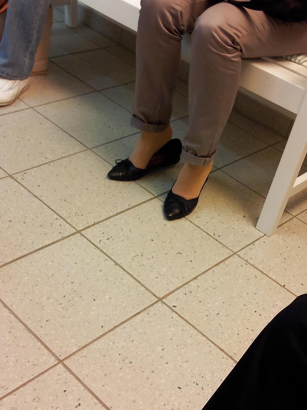 7P Candid girl feet ballerinas flats shoes