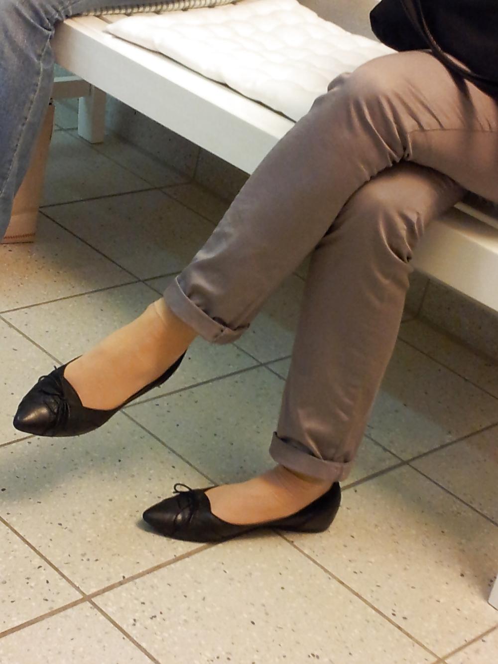 7P Candid girl feet ballerinas flats shoes
