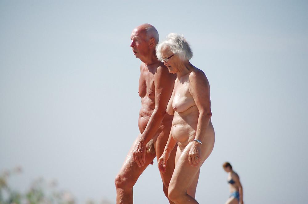 24P Mature couple 2.