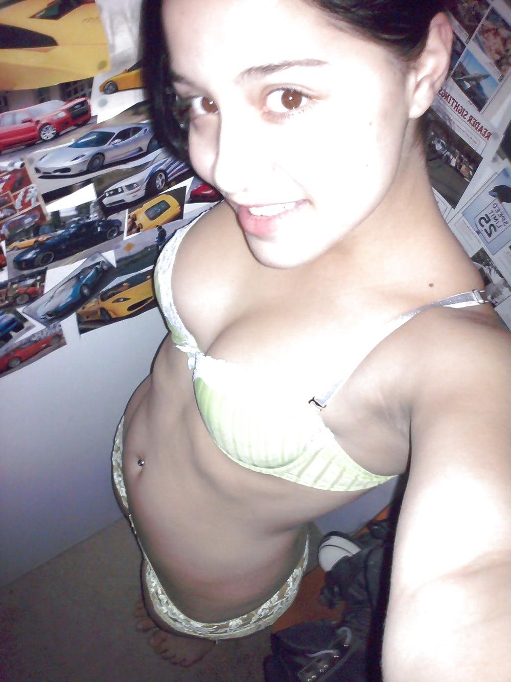 25P Young horny mexican couple