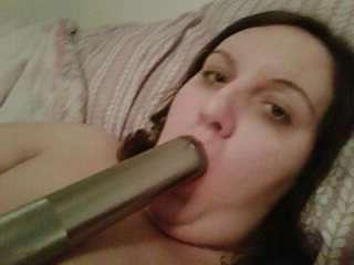 25P SHe sucks dick like a vaccuum.