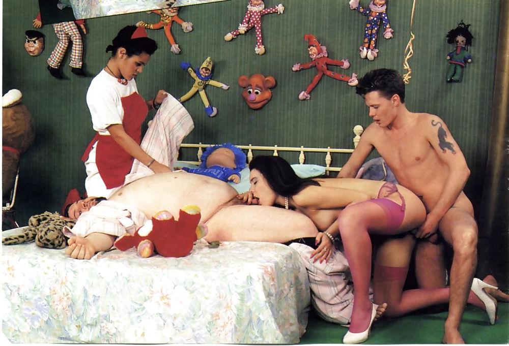 16P Colette Fist Funny Group Sex