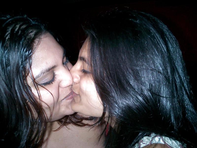 13P Kissing Desi Couples