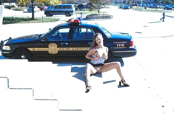 25P Police Car Flashing