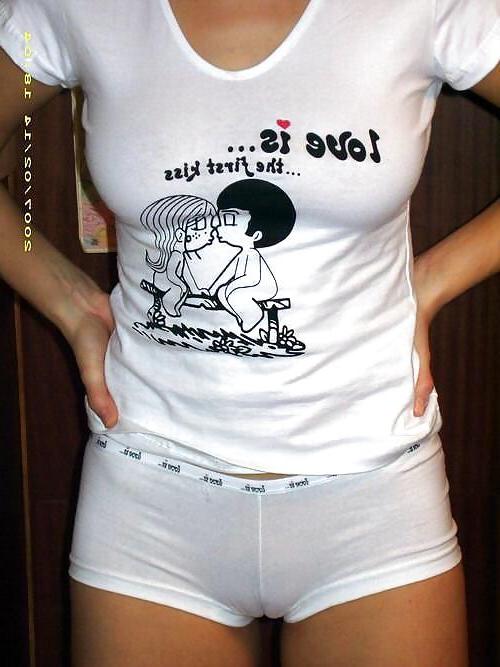 25P Camel toe panties