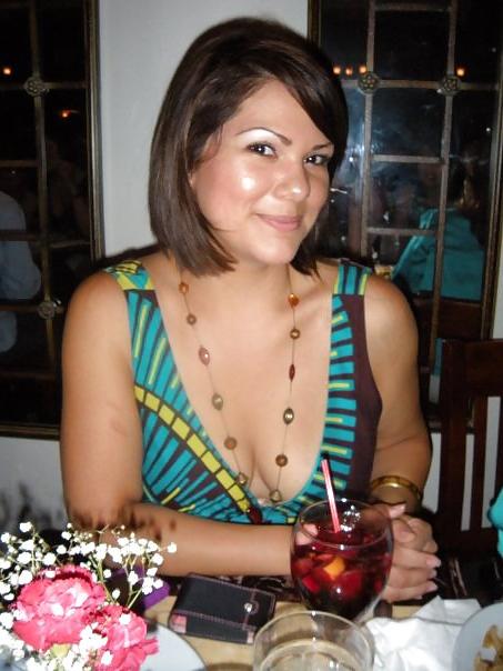 6P Moms best friend- Jennette