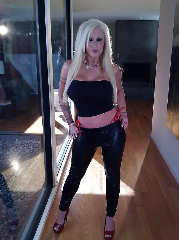 25P Candy Manson-Perfect Pornstar