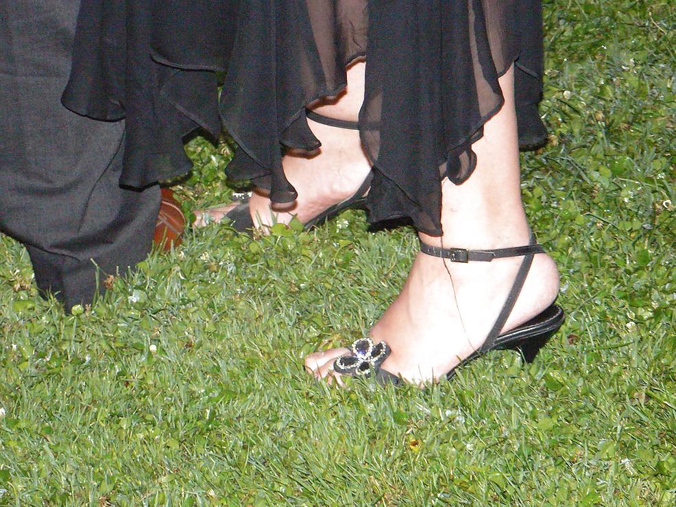 15P Feet and heels on the street 3
