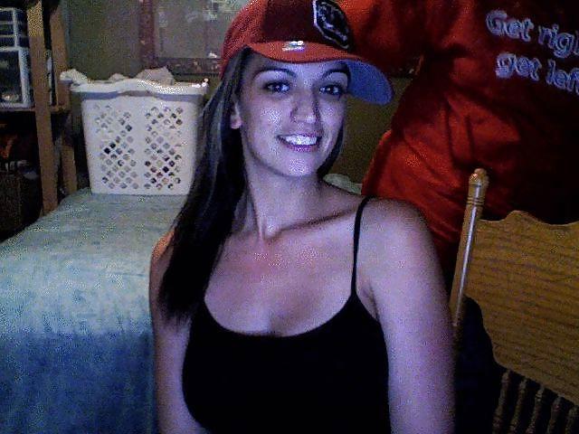 24P Cute milf with perfect rack