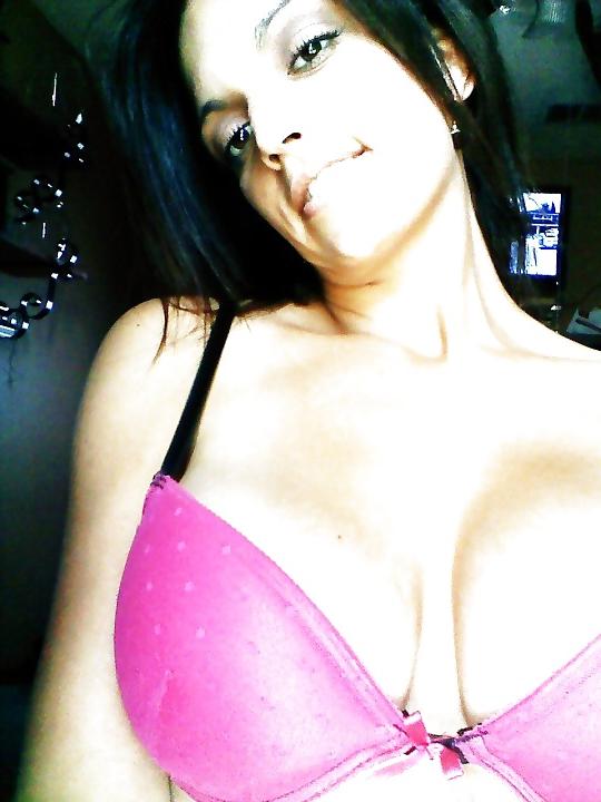 24P Cute milf with perfect rack