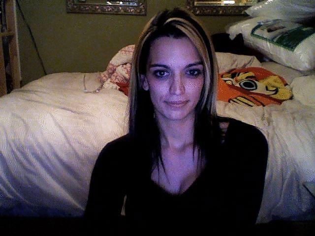 24P Cute milf with perfect rack