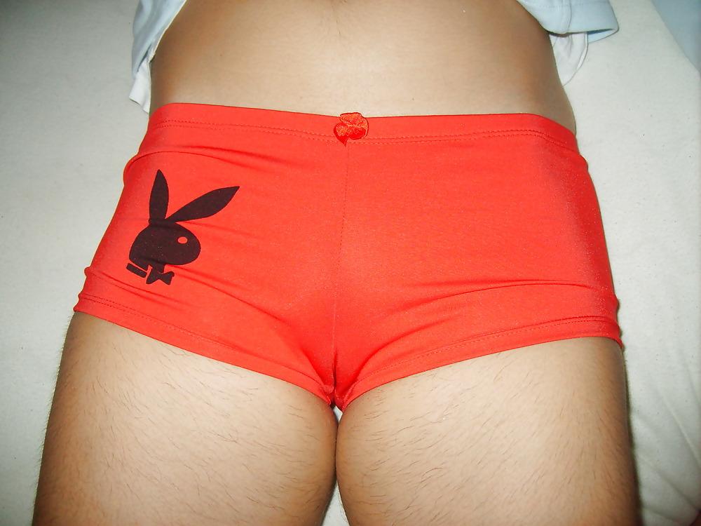 24P Fotze frisst Hose - cameltoe