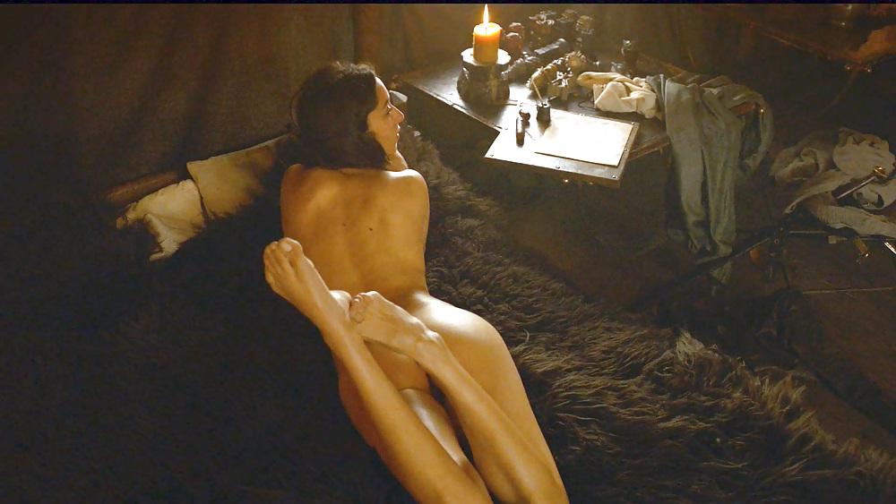 25P Game of thrones girls