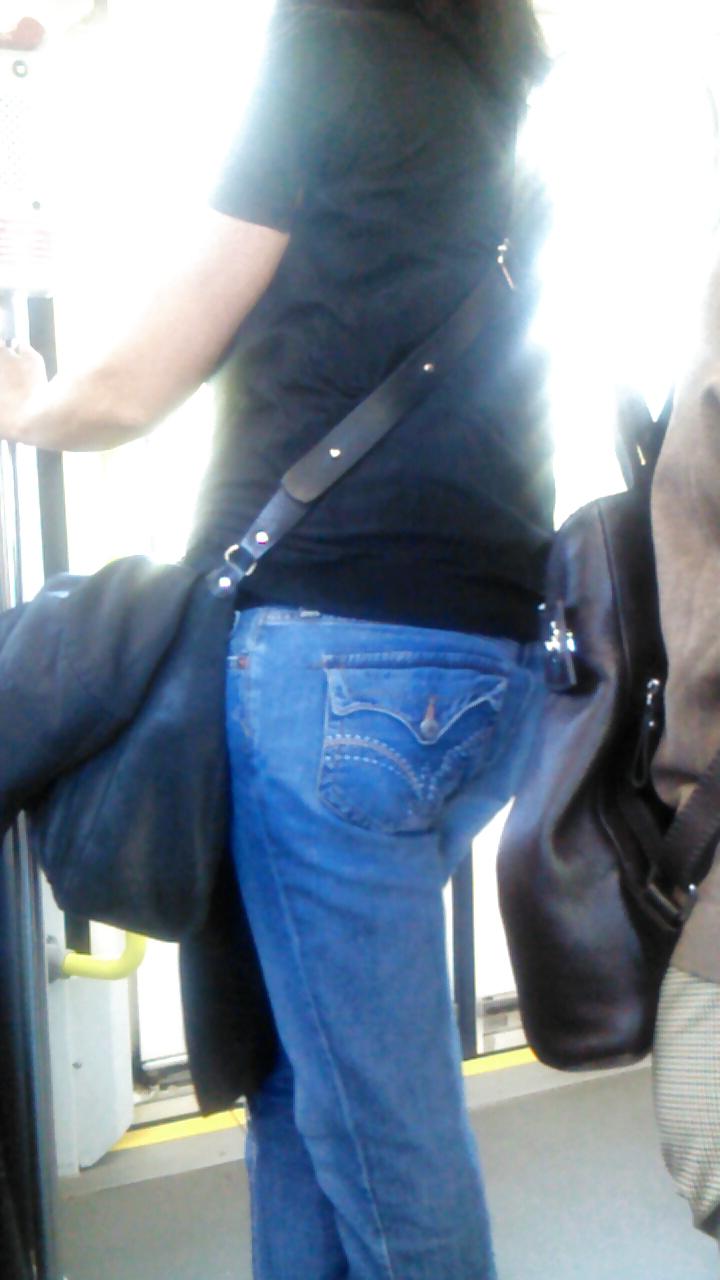 25P Voyeur - well-worn jeans and curves against the sun