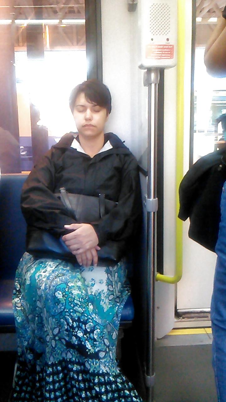 25P Voyeur - well-worn jeans and curves against the sun