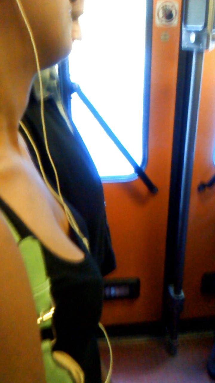 25P Cleavage on the train and other new voyeur gems.