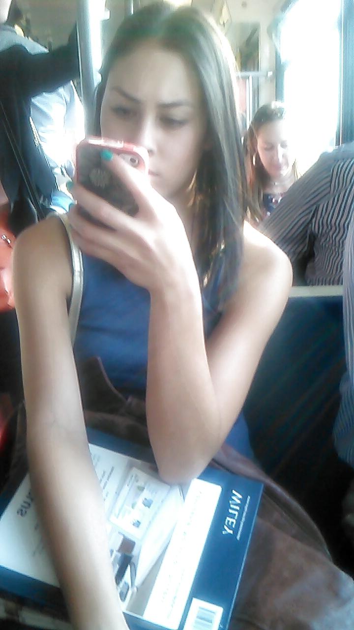 25P Cleavage on the train and other new voyeur gems.