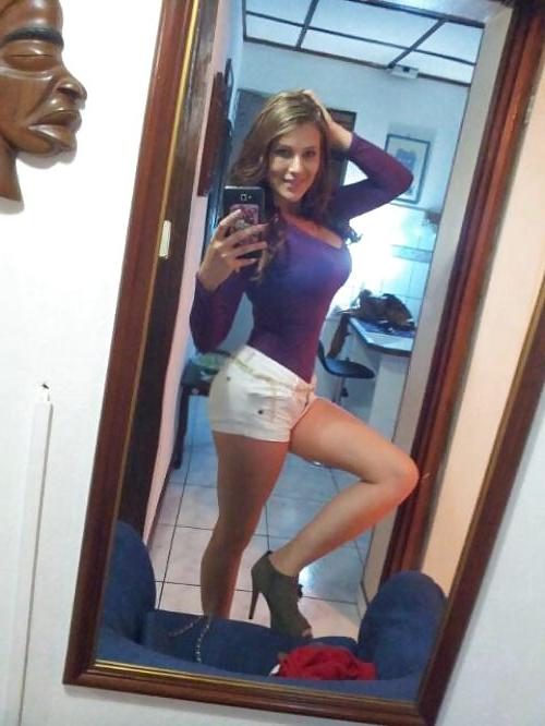 25P Sexy short shorts