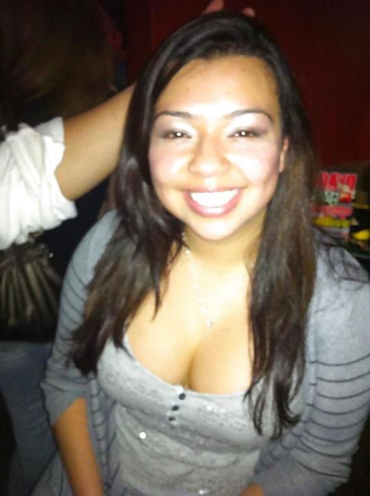 17P My moms best friend- mariana 
