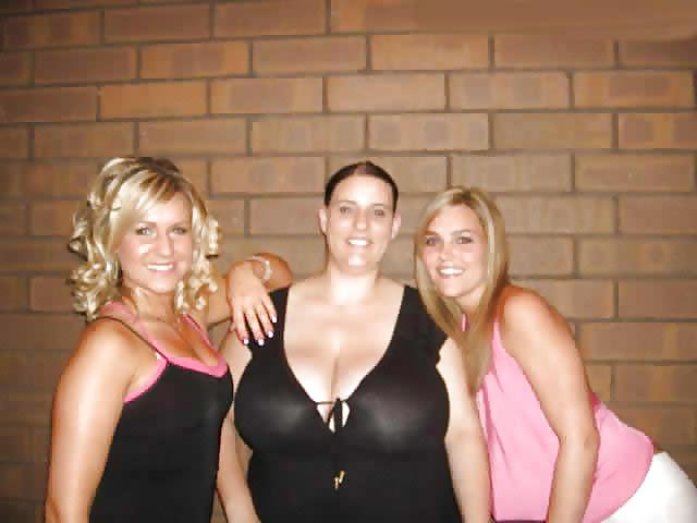 12P Over Developed Busty Amateurs