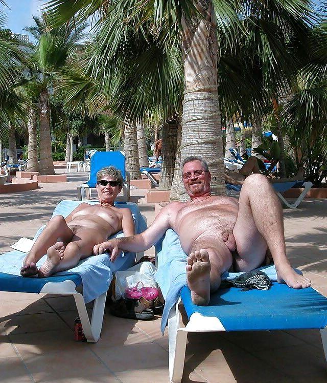9P Mature couple