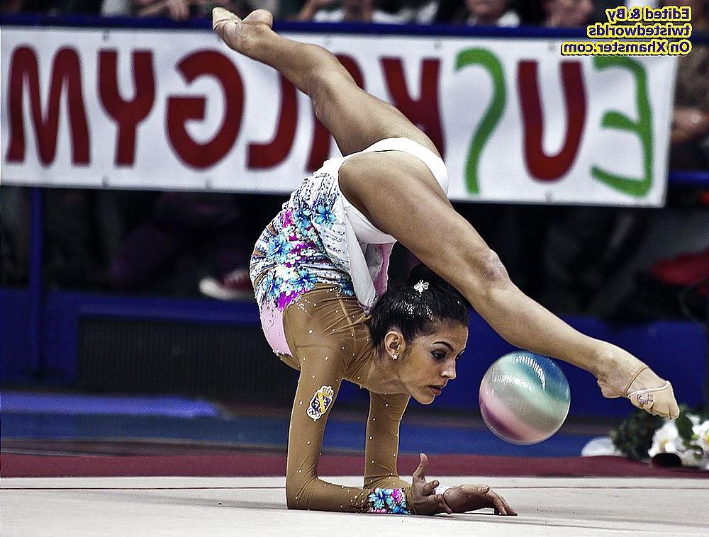 25P Athletic And CamelToe Erotica 15 By twistedworlds