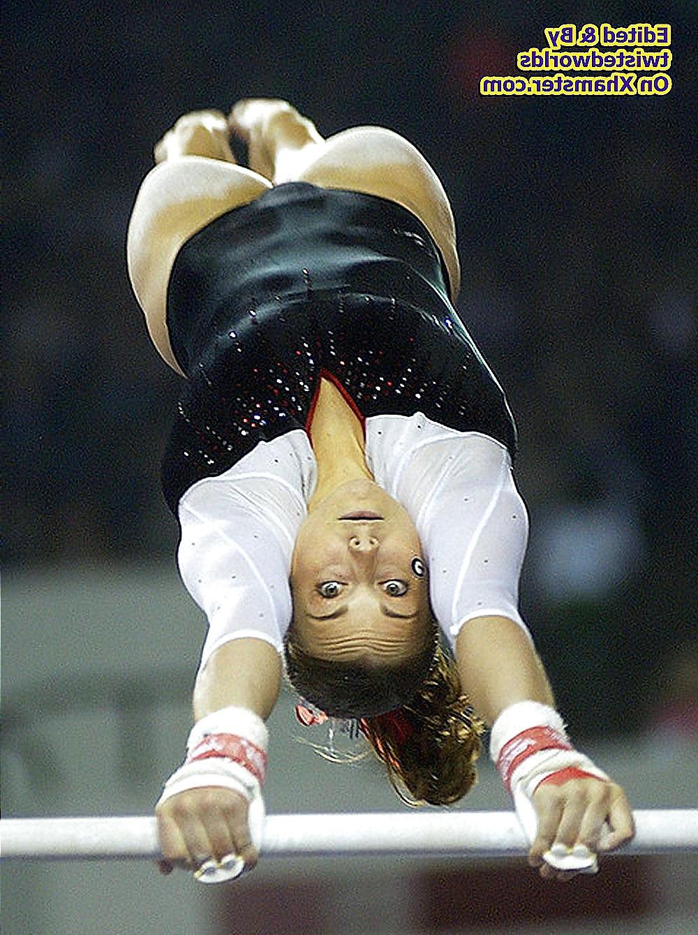 25P Athletic And CamelToe Erotica 15 By twistedworlds