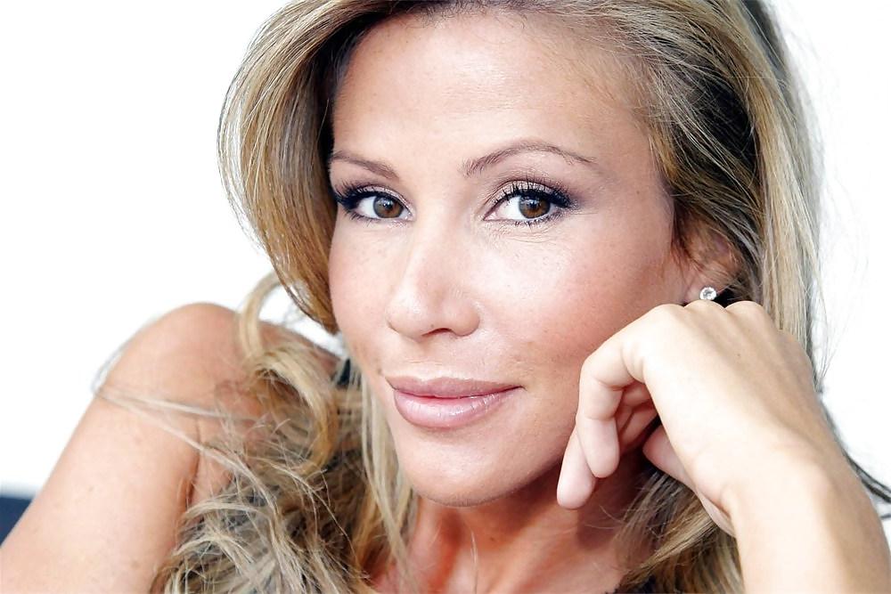 25P Phaedra Hoste (Belgian Milf)