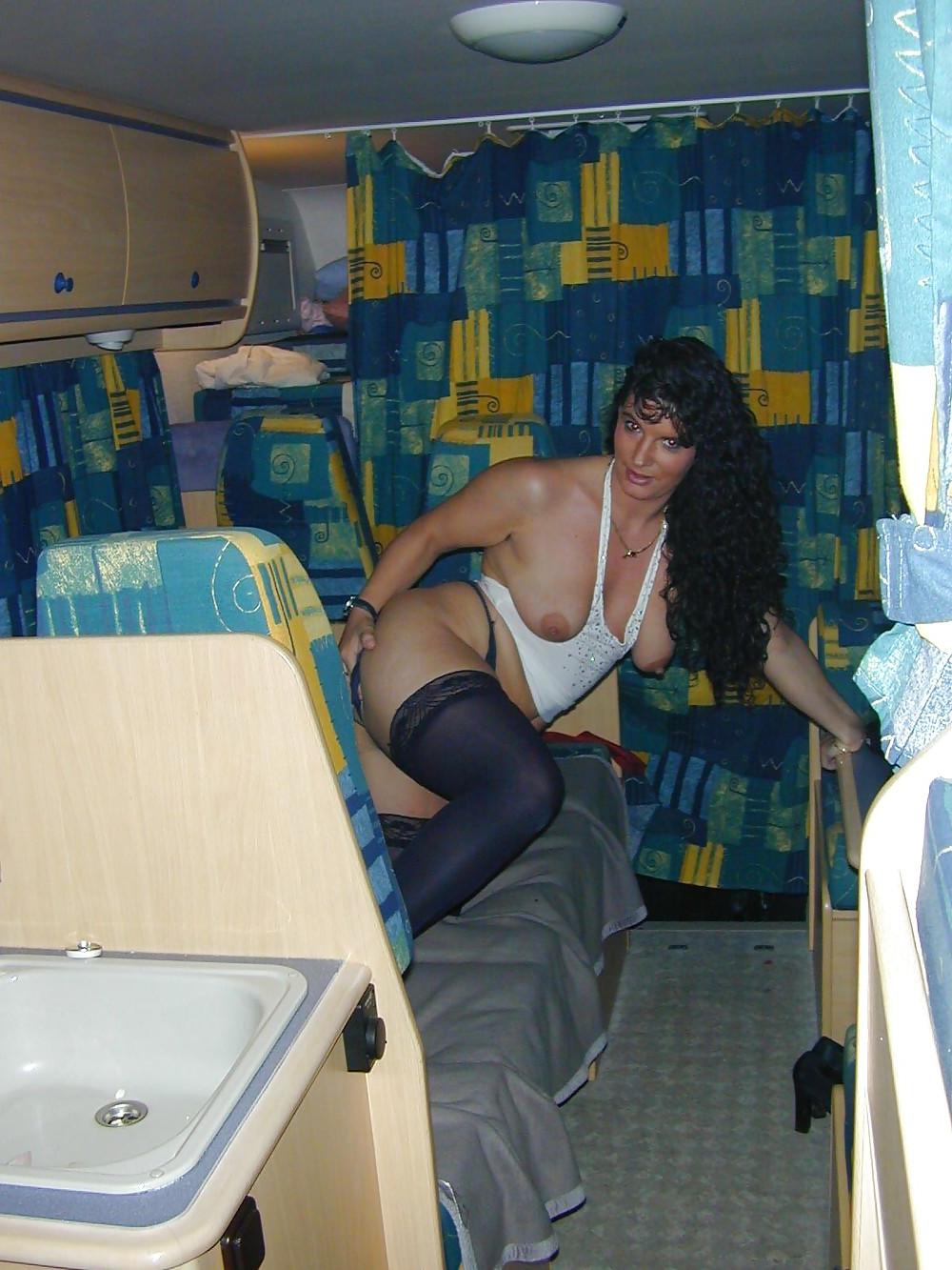 25P HOUSEWIFE ALWAYS HORNY V