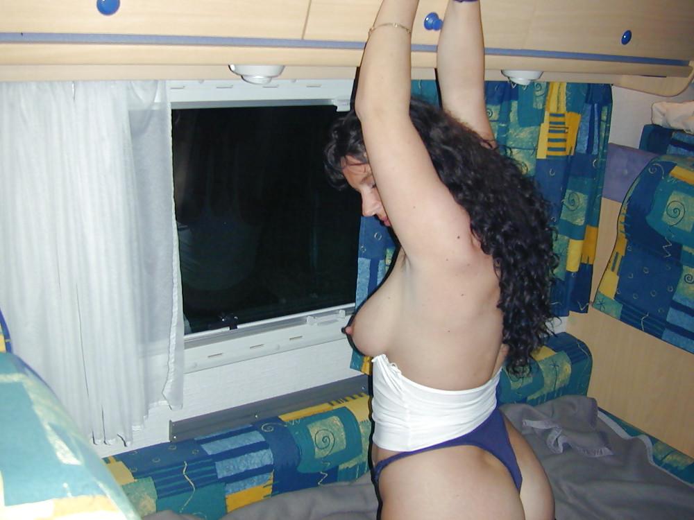 25P HOUSEWIFE ALWAYS HORNY V