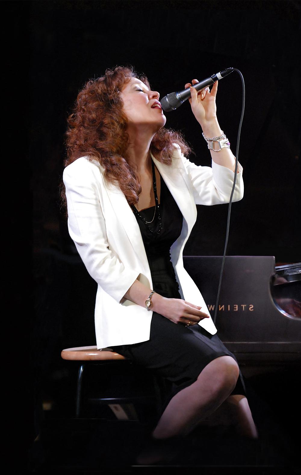 25P Let's Jerk Off Over ... Jackie Ryan (Jazz Singer)