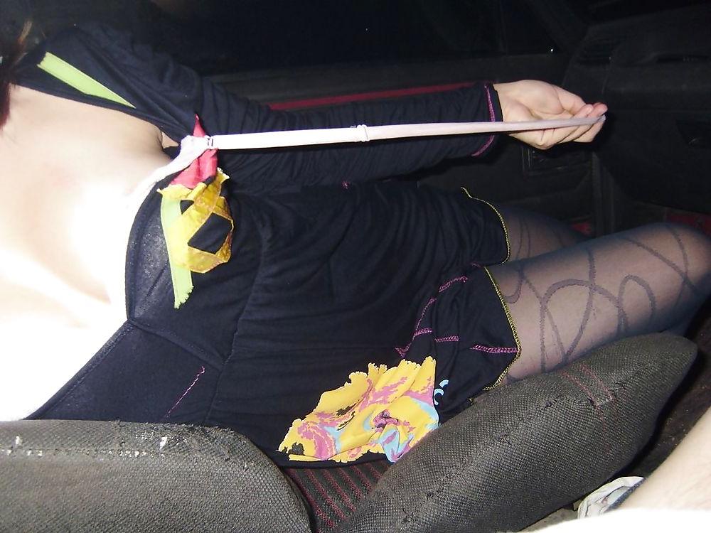 23P Car sex in pantyhose
